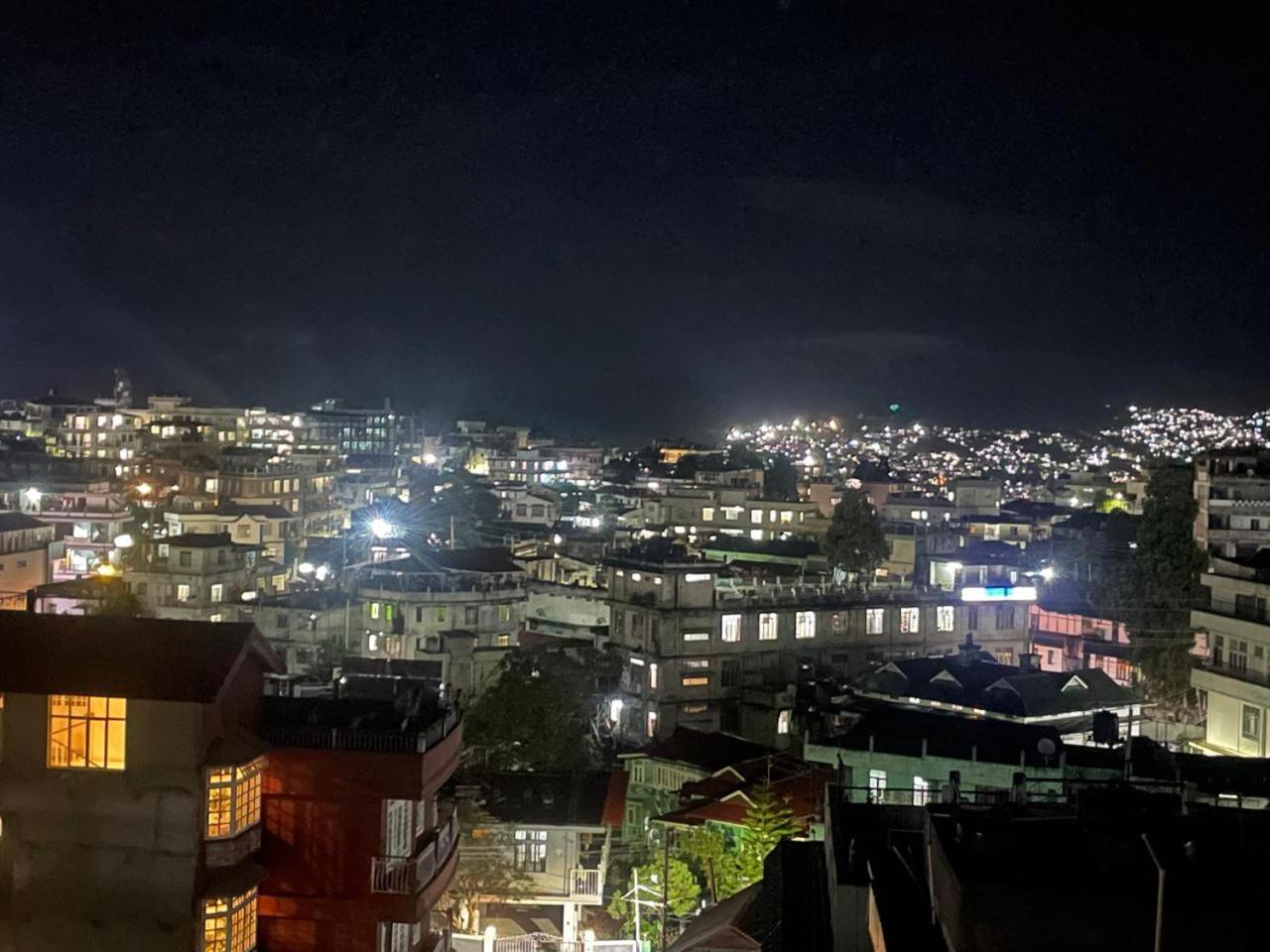 Blue Angel Guest House シロン エクステリア 写真