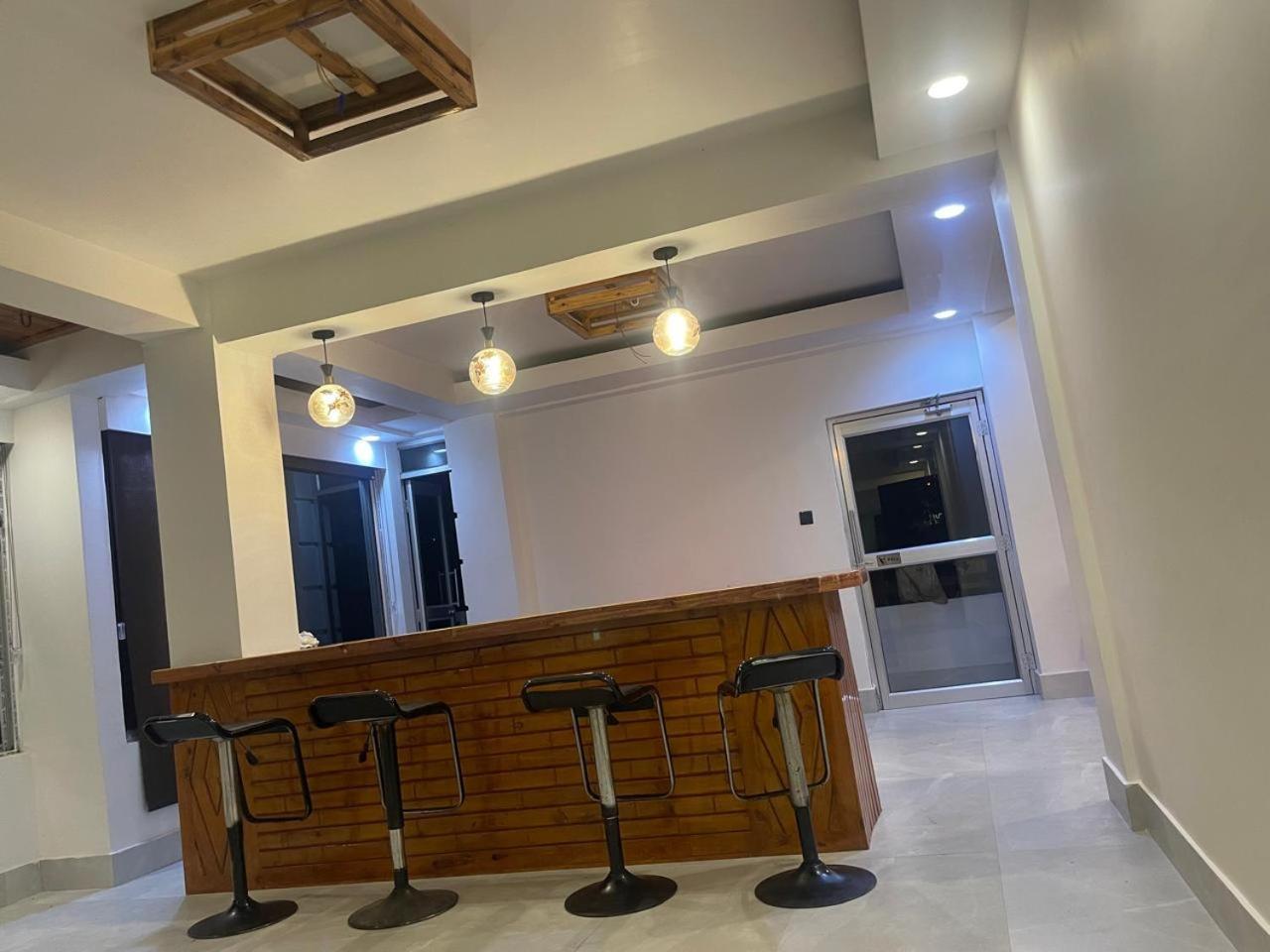 Blue Angel Guest House シロン エクステリア 写真